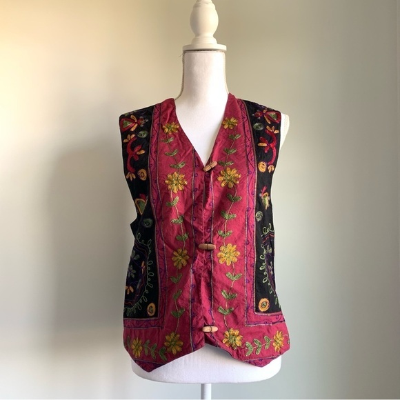 Vintage Liz Wear Embroidered Knit Vest Top - Picture 1 of 8